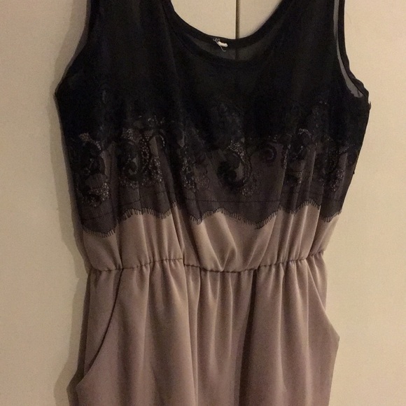Like new! Pitaya Black Sheer Lace & Beige Dress - Picture 2 of 4
